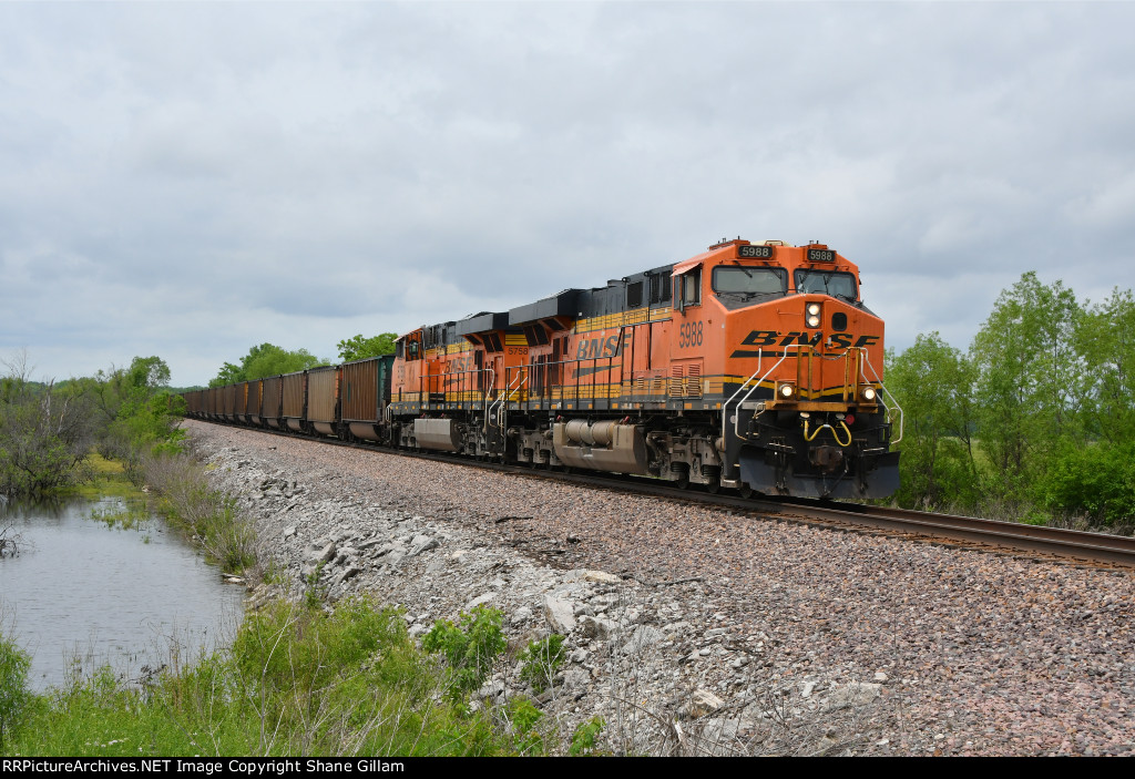 BNSF 5988